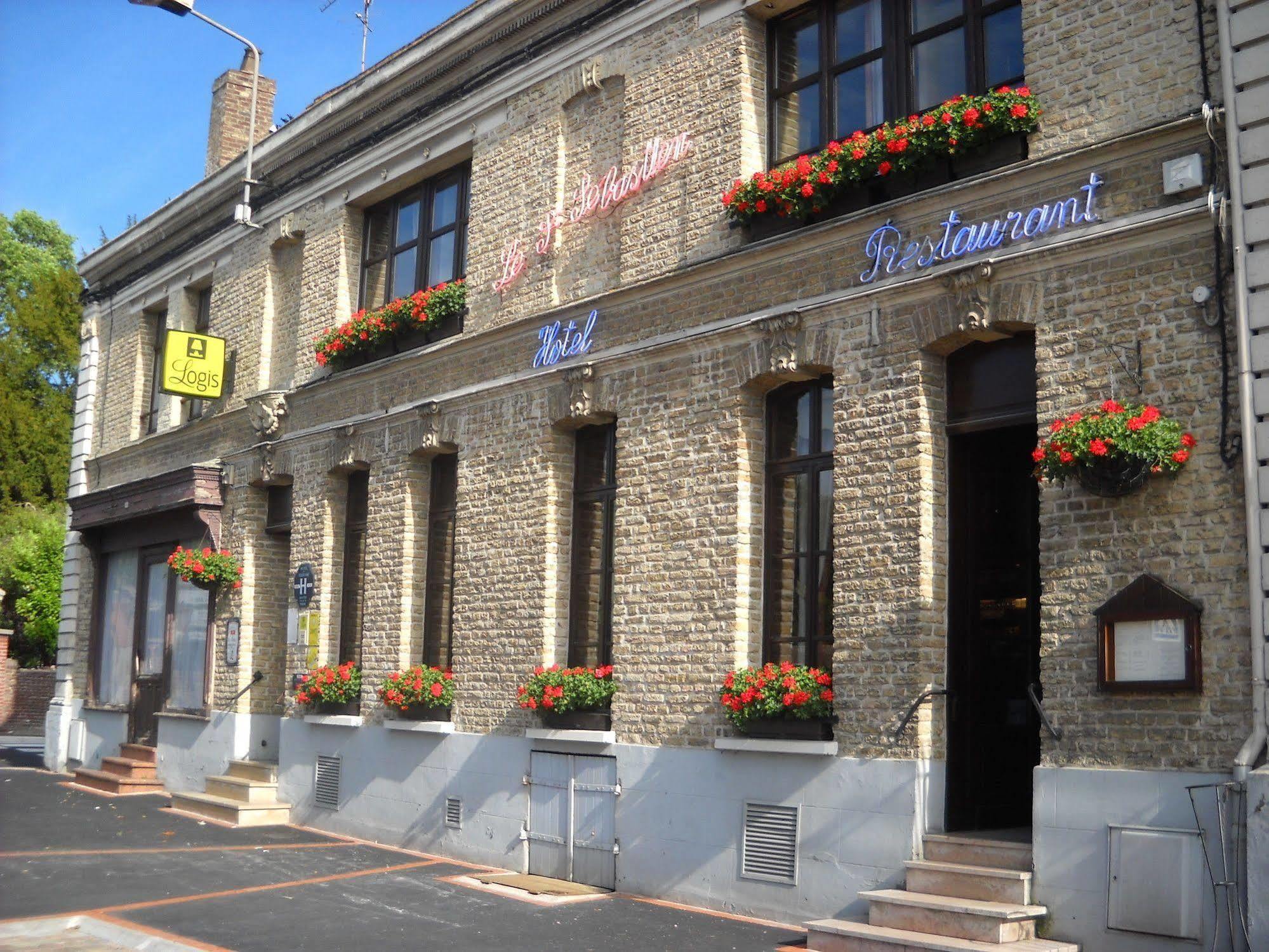 Le Saint Sebastien Blendecques Exterior foto